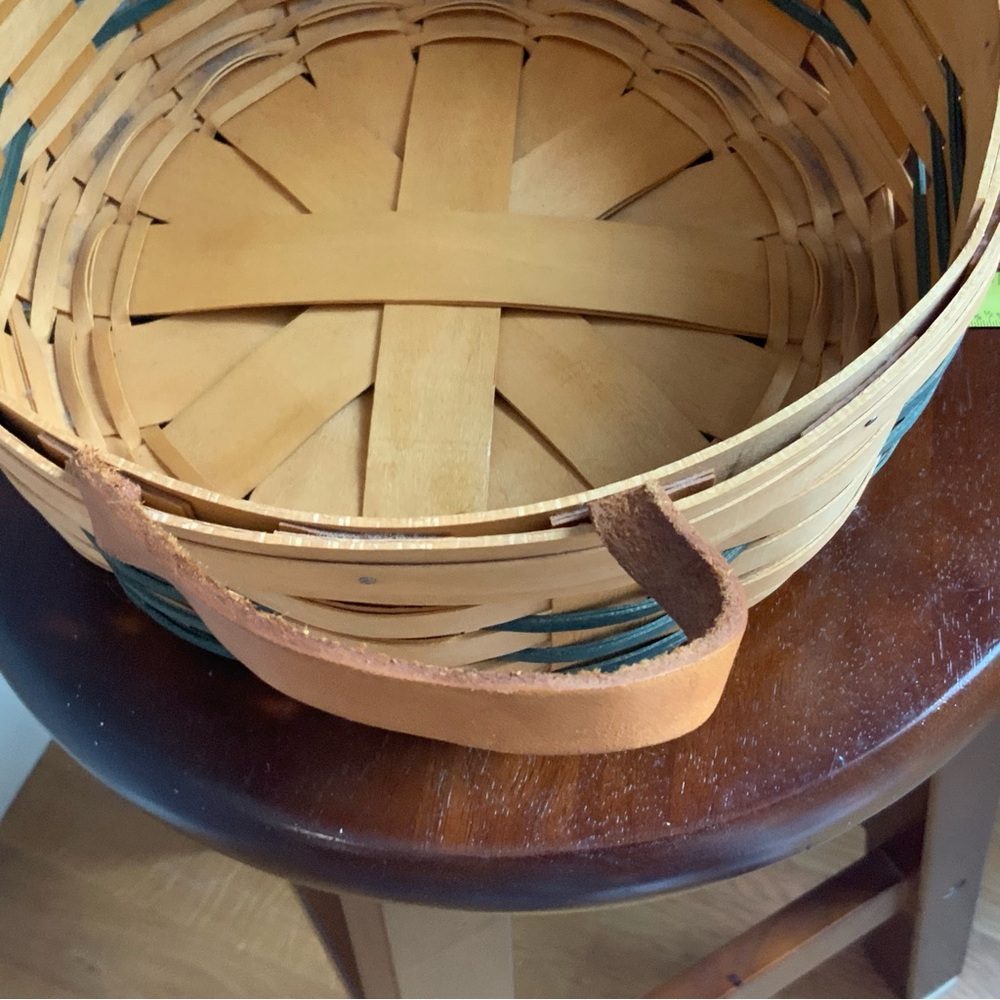 Longaberger Basket 10” Round - Picture 5 of 7